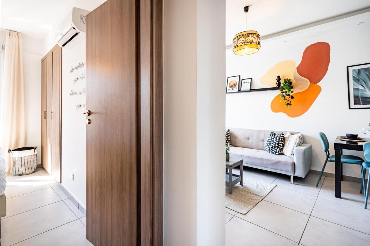 Made With Love 1-Br Apt By Finikoudes Beach Larnaca Buitenkant foto